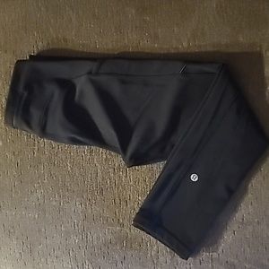 Lululemon leggings with pockets
